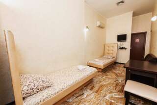 Отель Mini Hotel Smak Днепр Двухместный номер с 2 отдельными кроватями-5